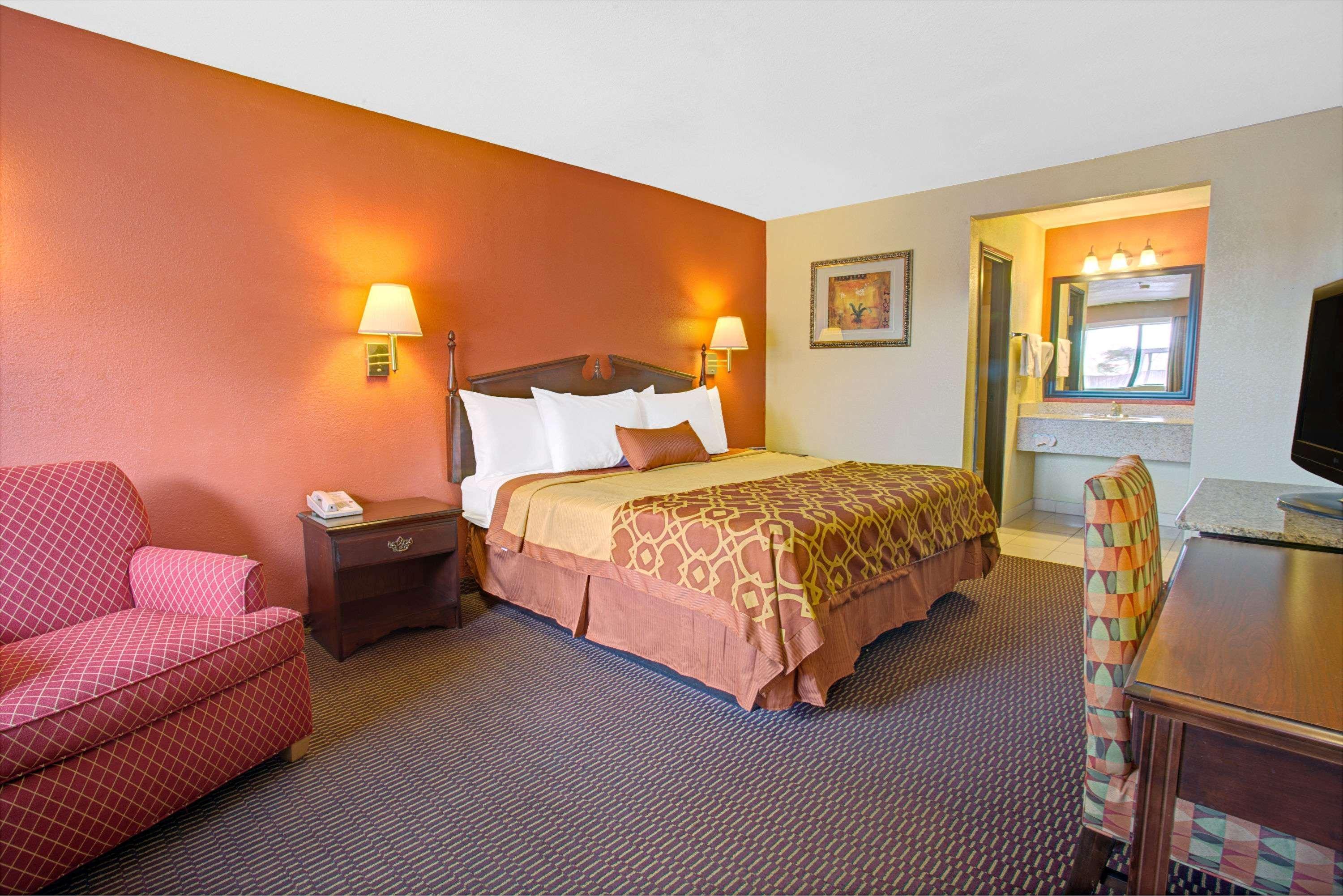 Travelodge By Wyndham Tucson Az Exterior photo