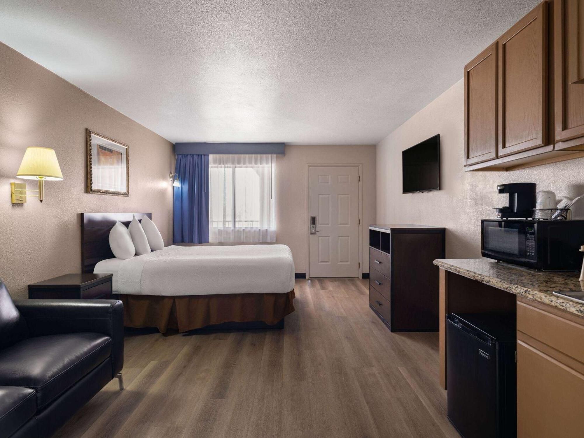 Travelodge By Wyndham Tucson Az Exterior photo