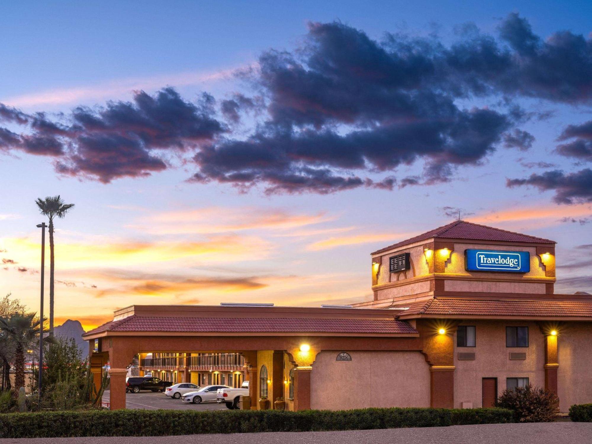 Travelodge By Wyndham Tucson Az Exterior photo