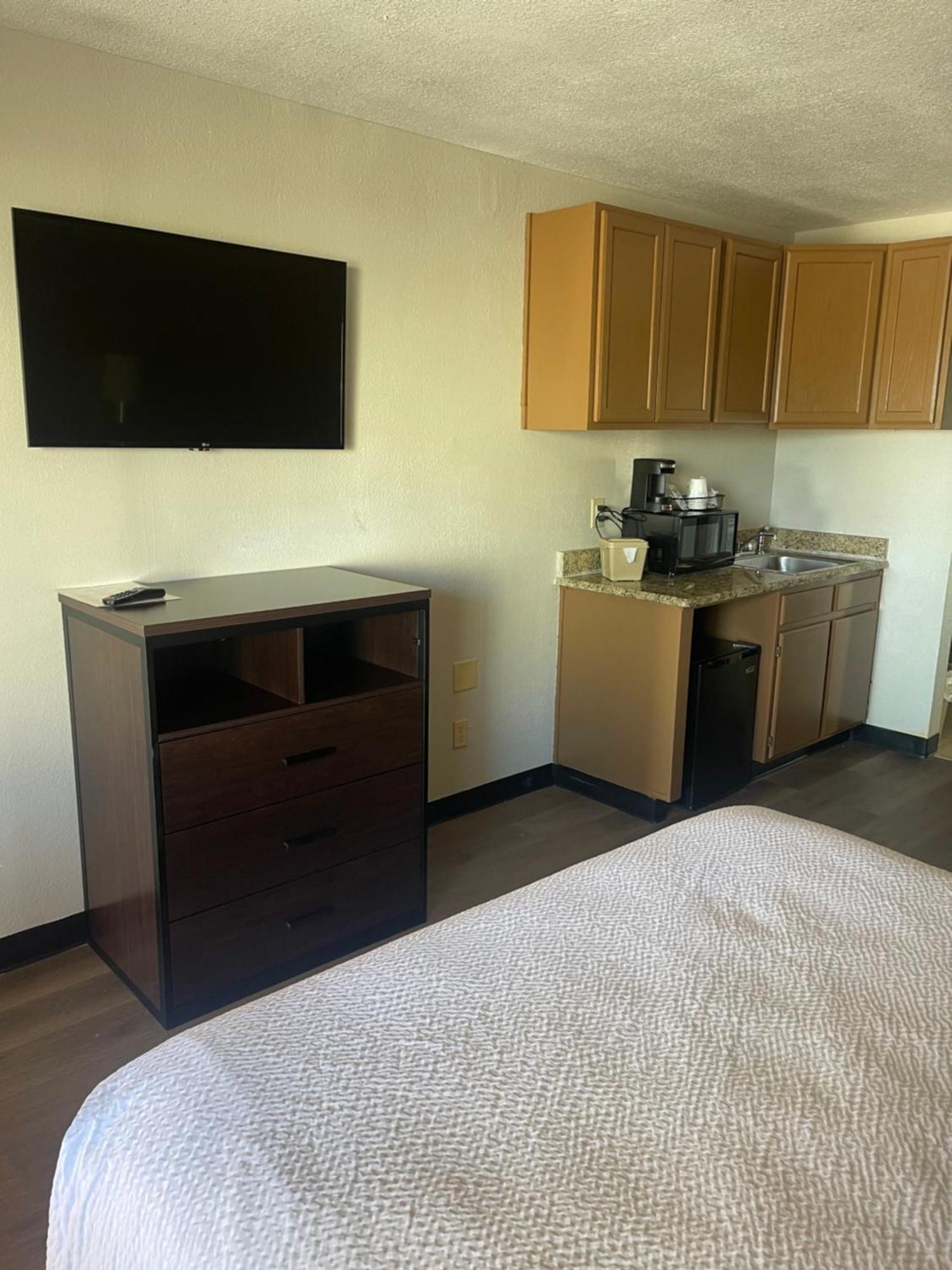 Travelodge By Wyndham Tucson Az Exterior photo